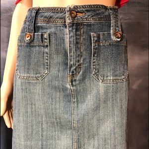 Women’s denim knee-length skirt